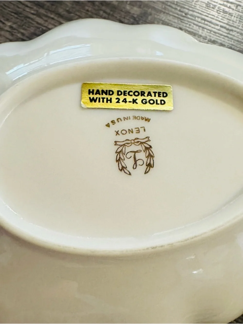 Lenox Vintage Leaf Dish 24K Gold Trim Ivory Trinket Dish - Picture 5 of 8